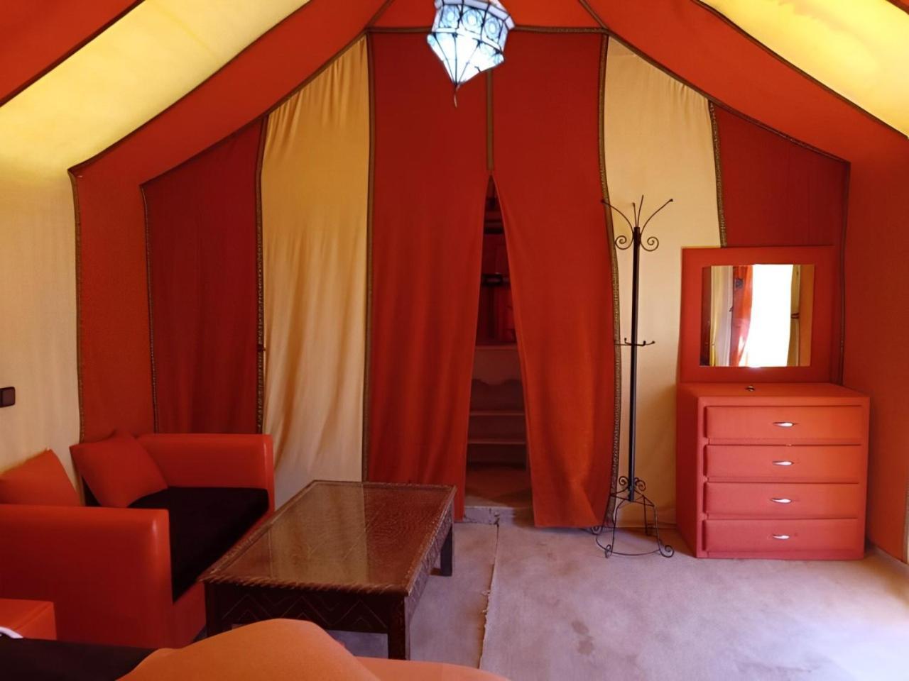 Exceptional Luxury Camp Hotel Мерцуга Екстериор снимка